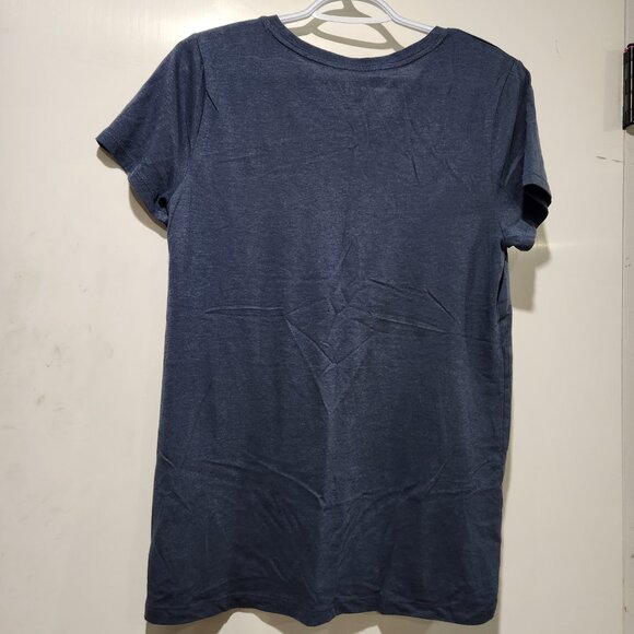 Gap women  T -Shirt , Medium, Gray in color - Picture 2 of 3